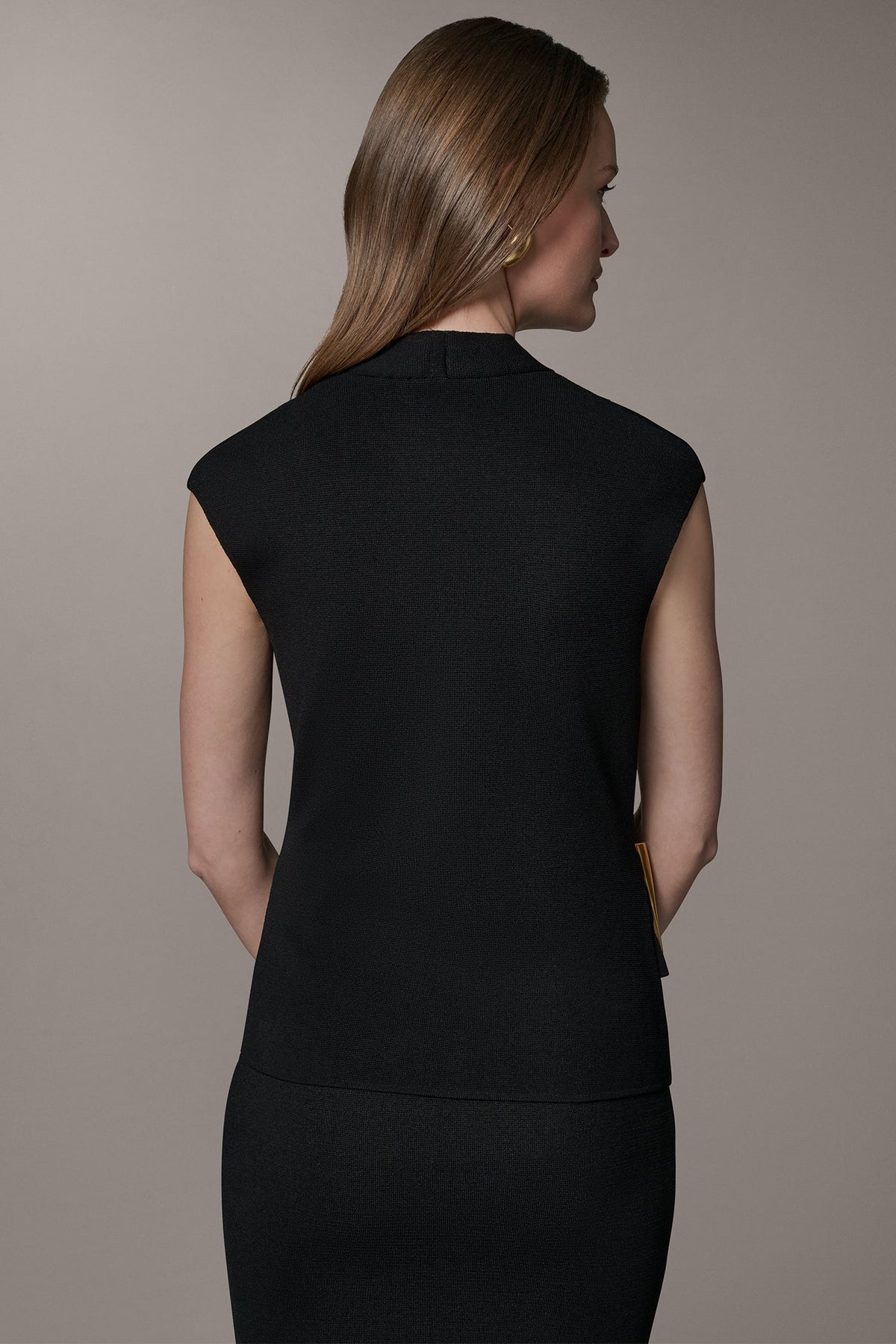 Donna Karan V-NECK WRAP-EFFECT TOP