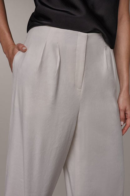 Donna Karan EXTRA HIGH-RISE PLEATED WIDE-LEG PANT