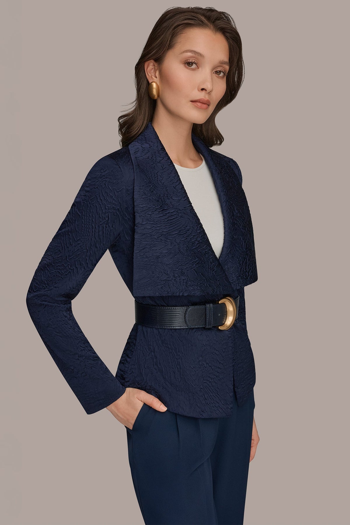 Donna Karan CRINKLE JACQUARD CROPPED BLAZER