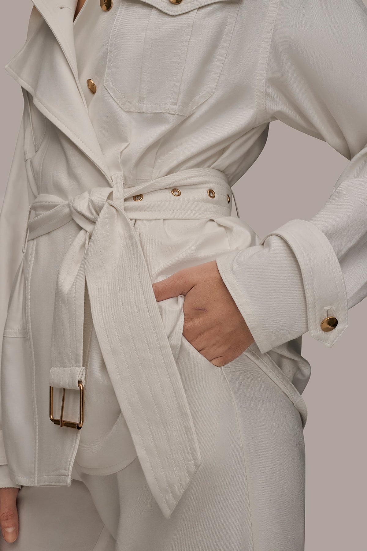 Donna Karan BELTED UTILITY JACKET