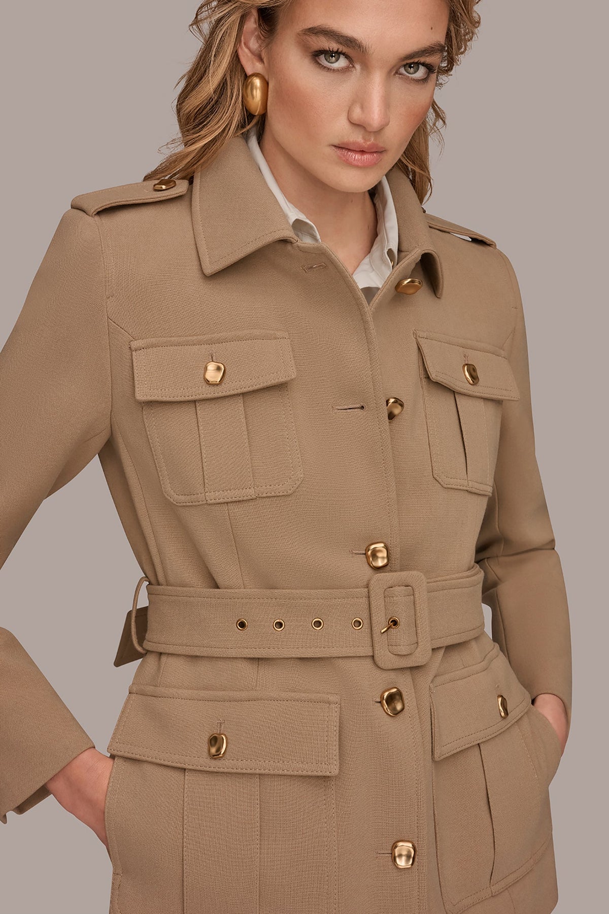 Donna Karan BELTED MILITARY BLAZER