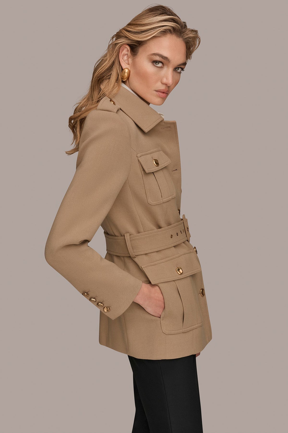 Donna Karan BELTED MILITARY BLAZER