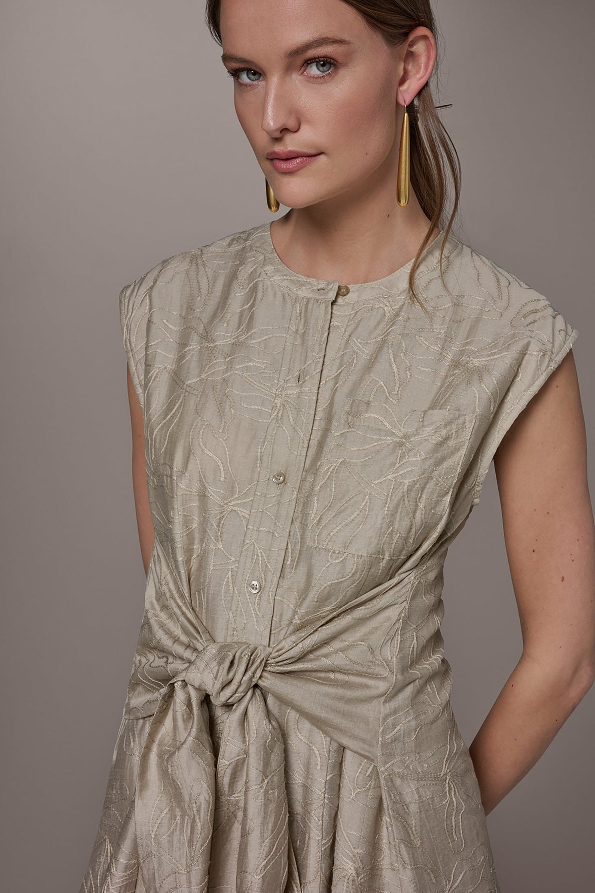 Donna Karan EMBROIDERED TIE-FRONT MIDI DRESS