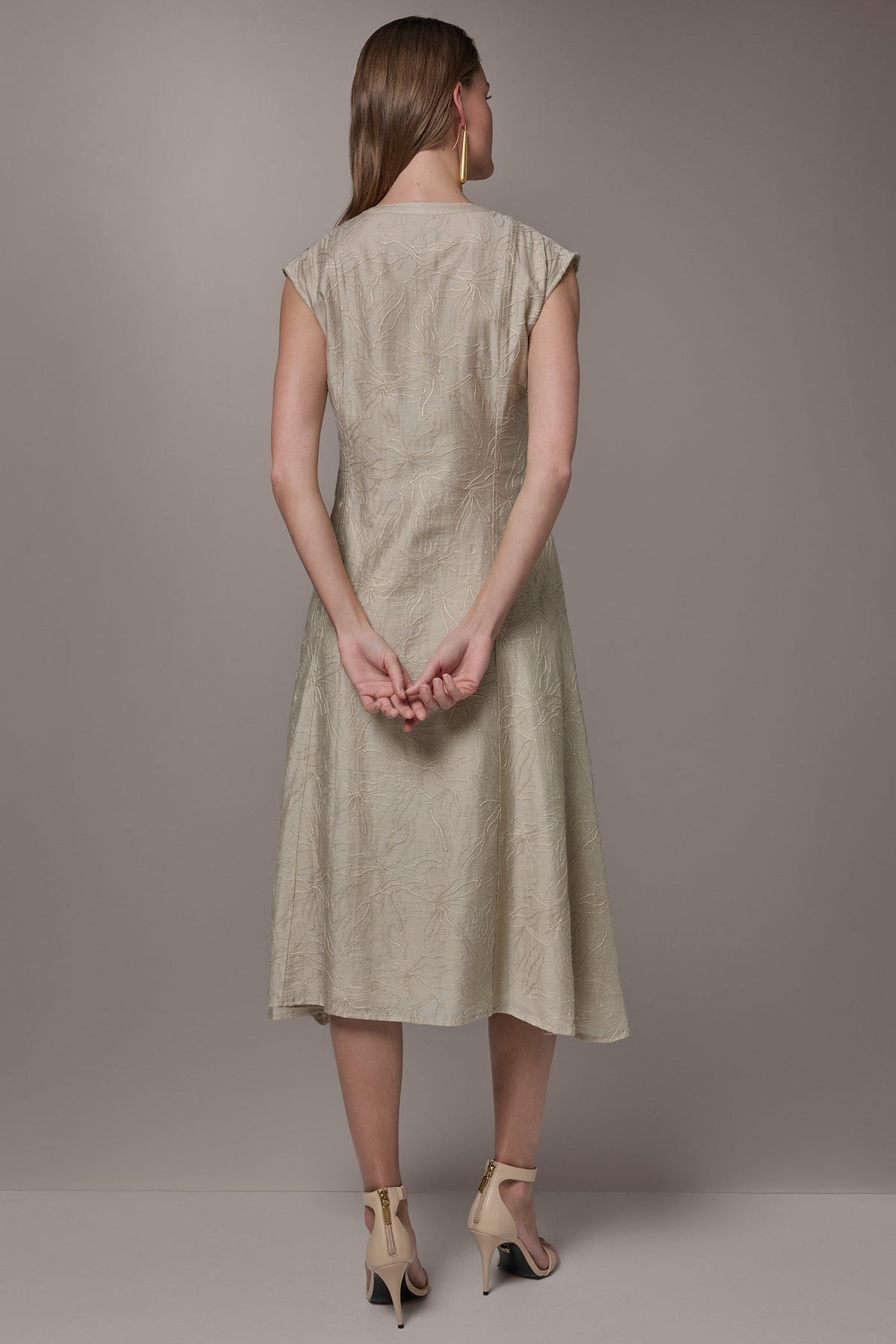 Donna Karan EMBROIDERED TIE-FRONT MIDI DRESS