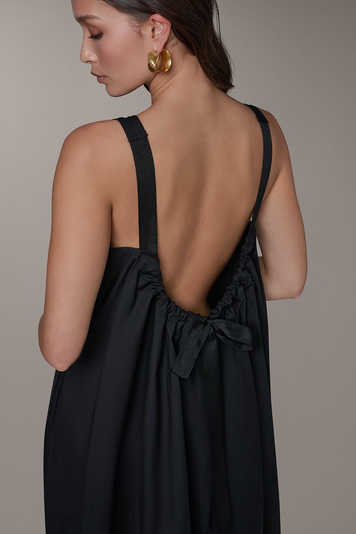 Donna Karan SLEEVELESS MAXI TRAPEZE DRESS