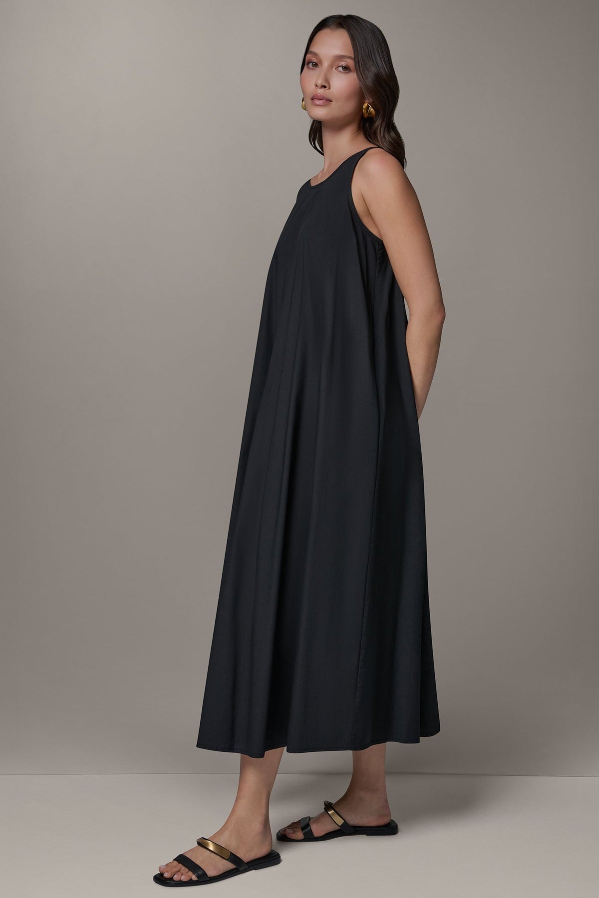 Donna Karan SLEEVELESS MAXI TRAPEZE DRESS