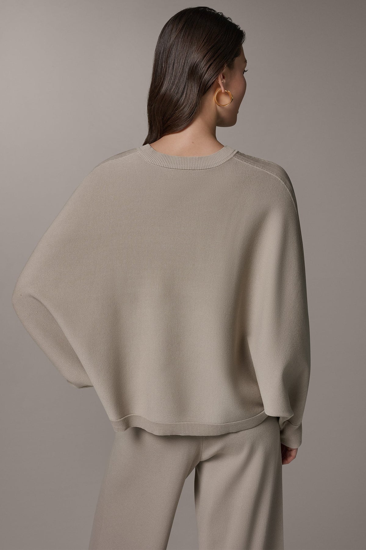 Donna Karan LONG DOLMAN SLEEVE SWEATER