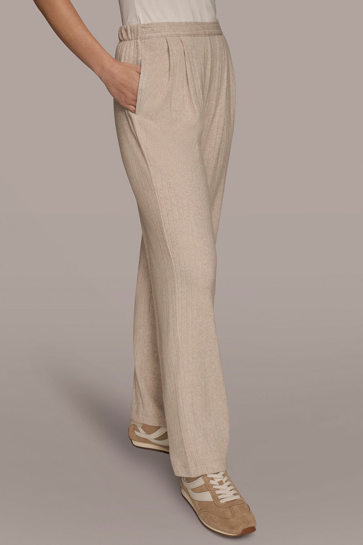Donna Karan HIGH-RISE PLEATED PANT