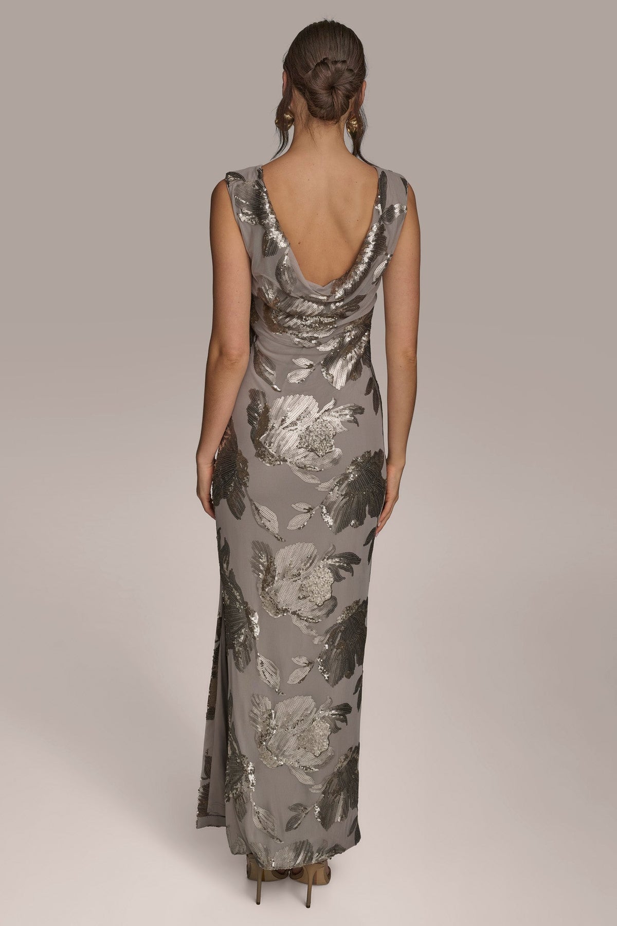 Donna Karan SLEEVELESS FLORAL SEQUIN COWL-BACK GOWN