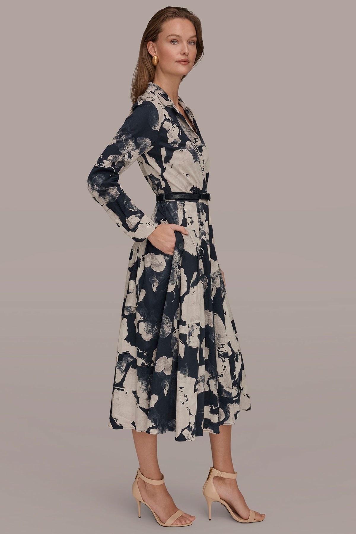 Donna Karan PRINTED LONG-SLEEVE BUTTON-FRONT DRESS