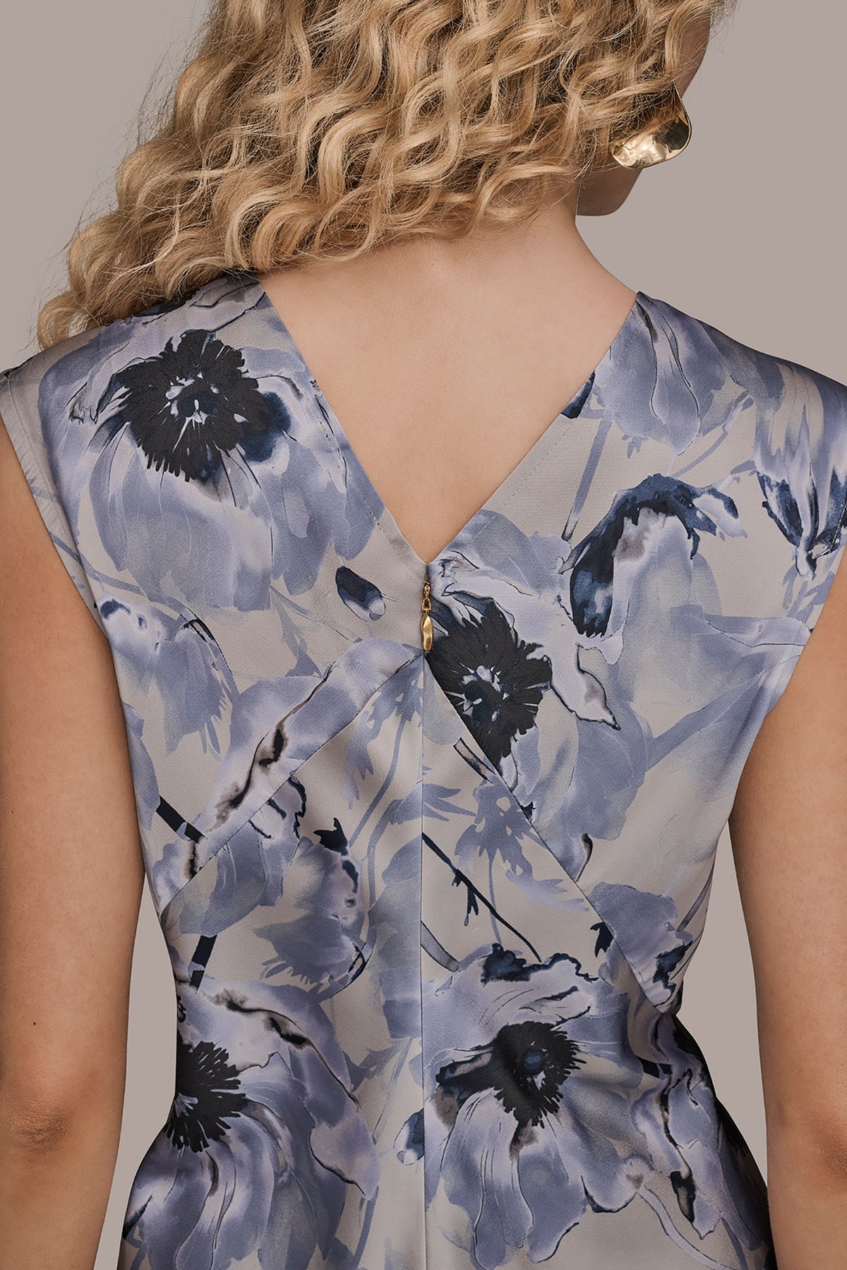 Donna Karan CAP SLEEVE V-NECK PRINTED MIDI DRESS