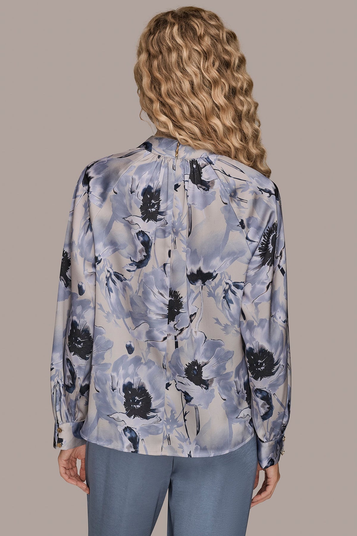 Donna Karan BUTTON-NECK BLOUSE