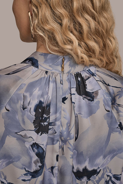 Donna Karan BUTTON-NECK BLOUSE