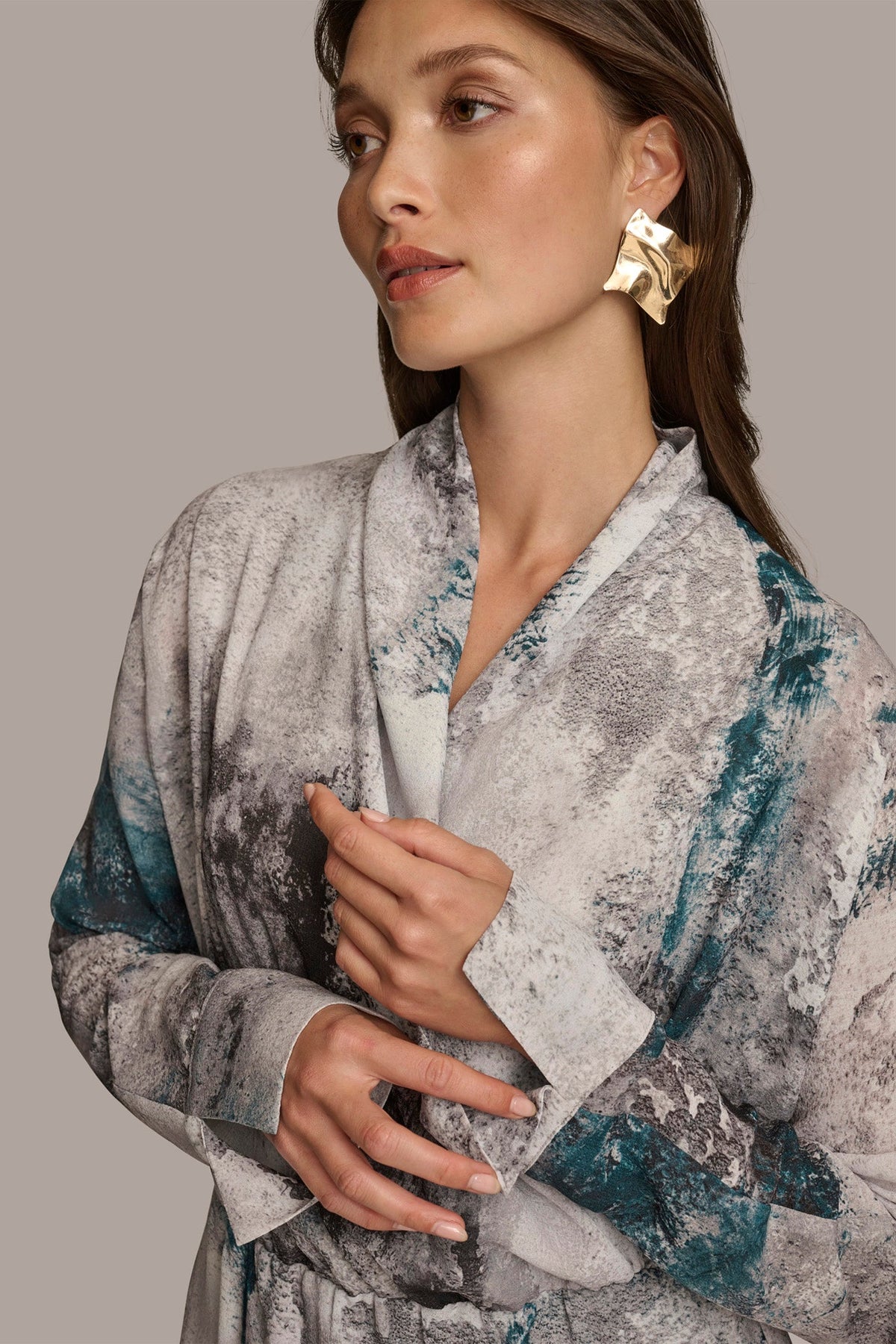 Donna Karan PRINTED FAUX WRAP BLOUSE
