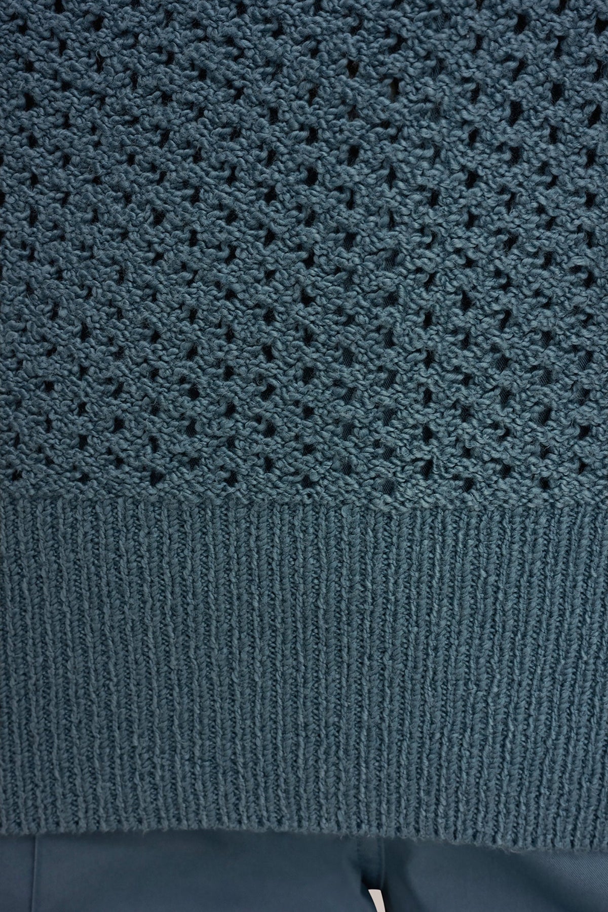Donna Karan LONG SLEEVE OPEN STITCH SWEATER
