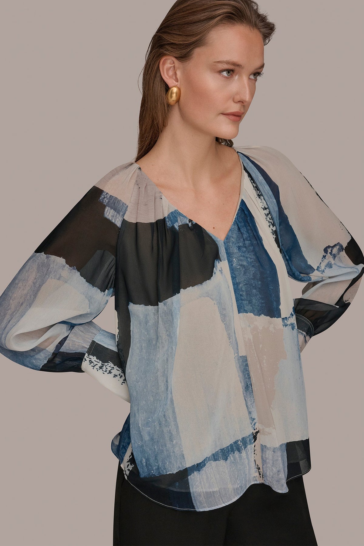 Donna Karan PRINTED CHIFFON TOP