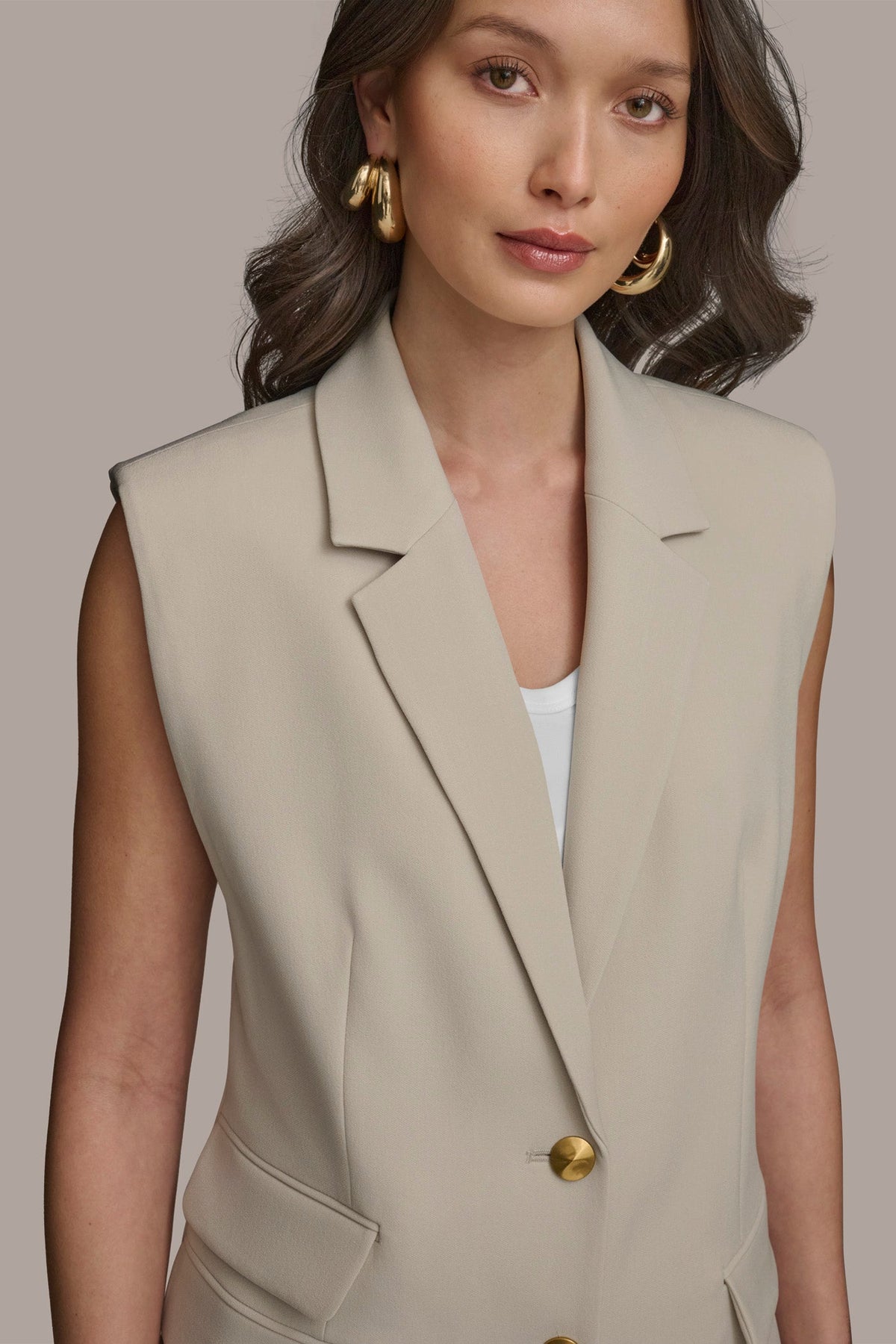 Donna Karan BUTTON VEST WITH POCKET DETAIL