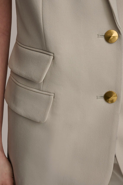 Donna Karan BUTTON VEST WITH POCKET DETAIL