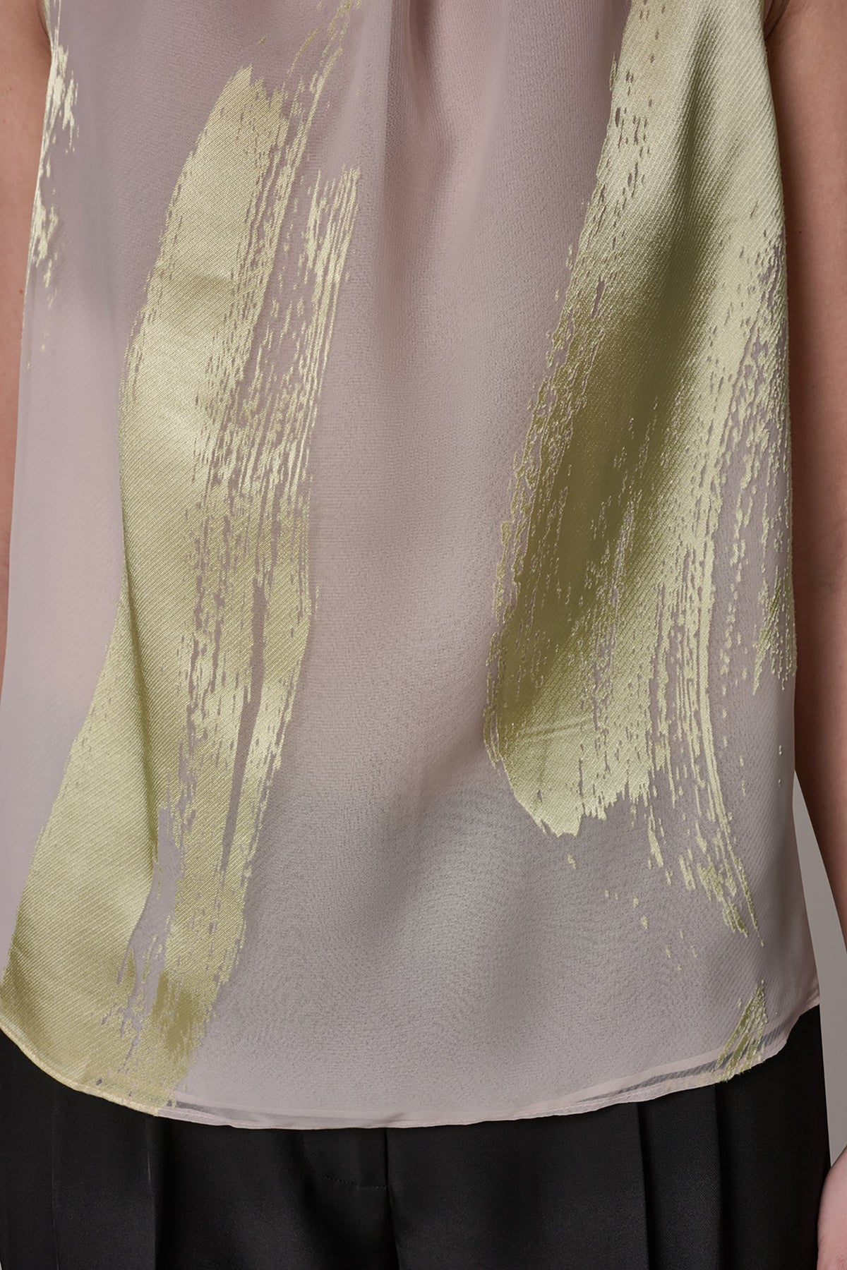 Donna Karan SLEEVELESS METALLIC BRUSHSTROKE BLOUSE