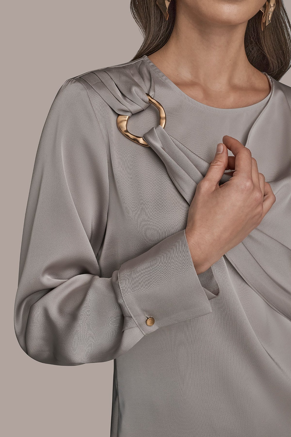 Donna Karan LONG SLEEVE DRAPE BLOUSE