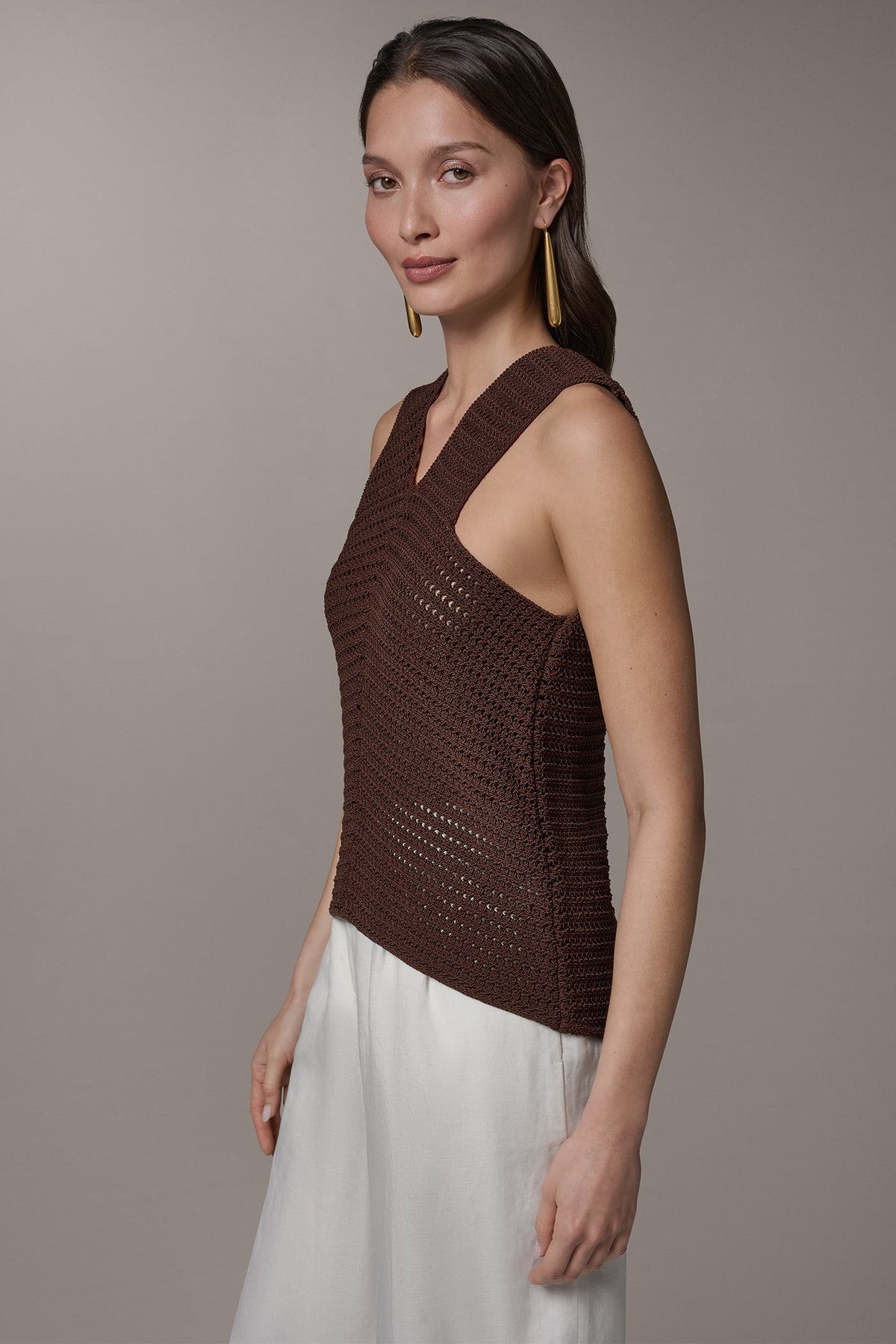 Donna Karan SLEEVELESS METALLIC SWEATER TANK
