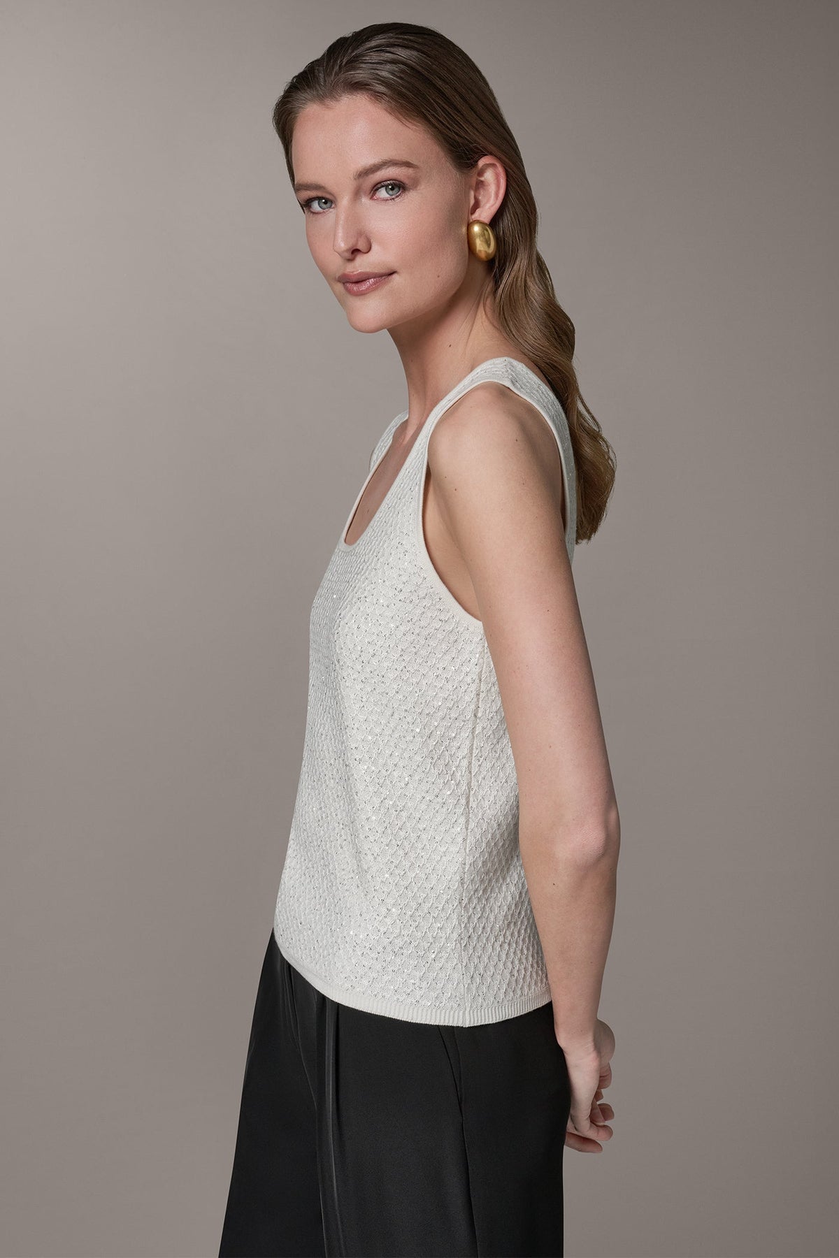 Donna Karan SLEEVELESS SEQUIN SWEATER CAMI