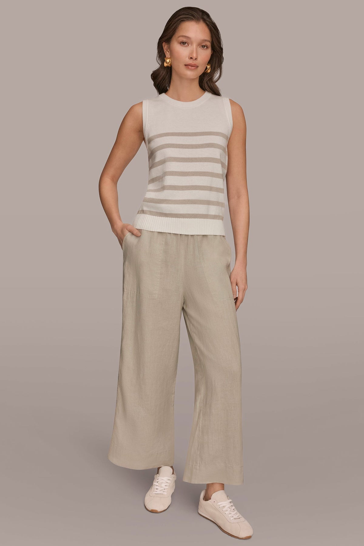 Donna Karan COTTON AND CASHMERE SLEEVELESS STRIPED SWEATER