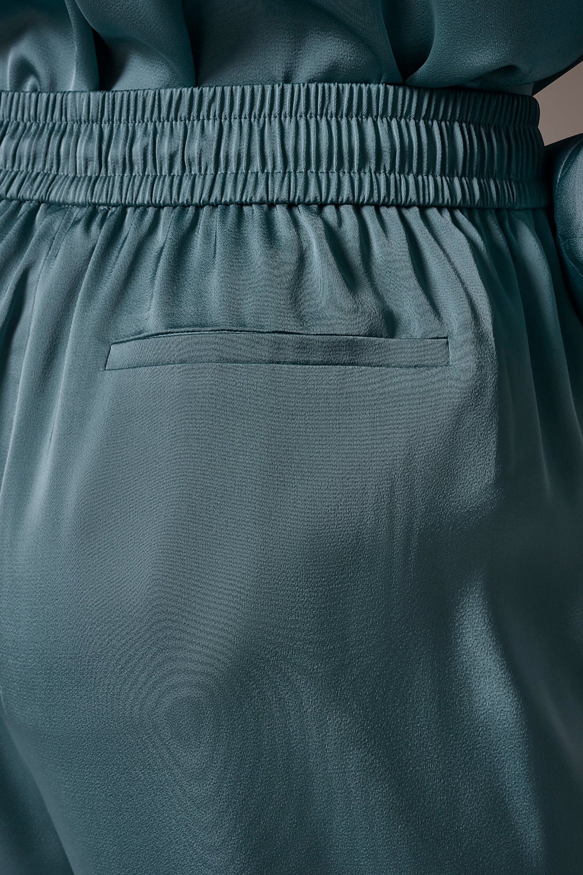 Donna Karan SATIN HIGH-RISE WIDE-LEG PANT
