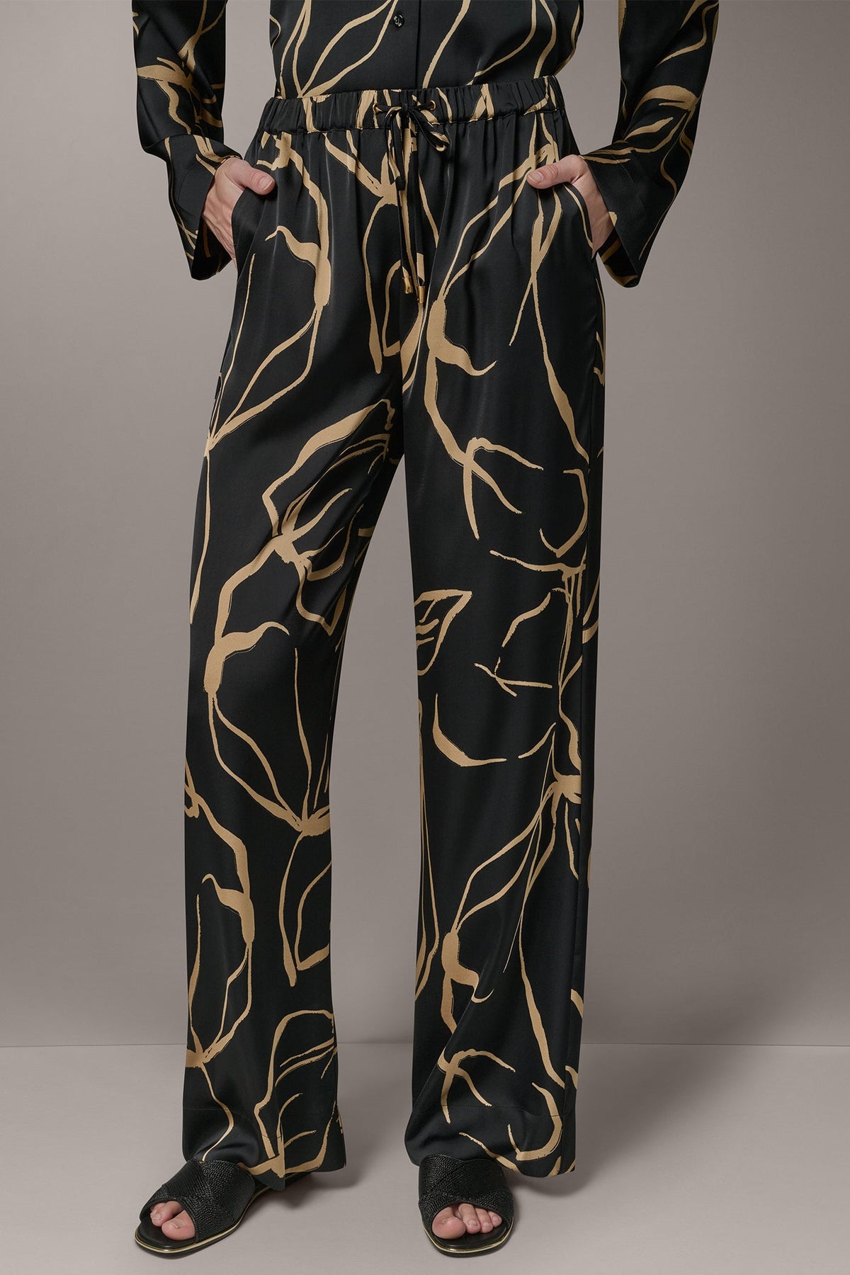 Donna Karan EXTRA HIGH-RISE WIDE-LEG PULL-ON PANT