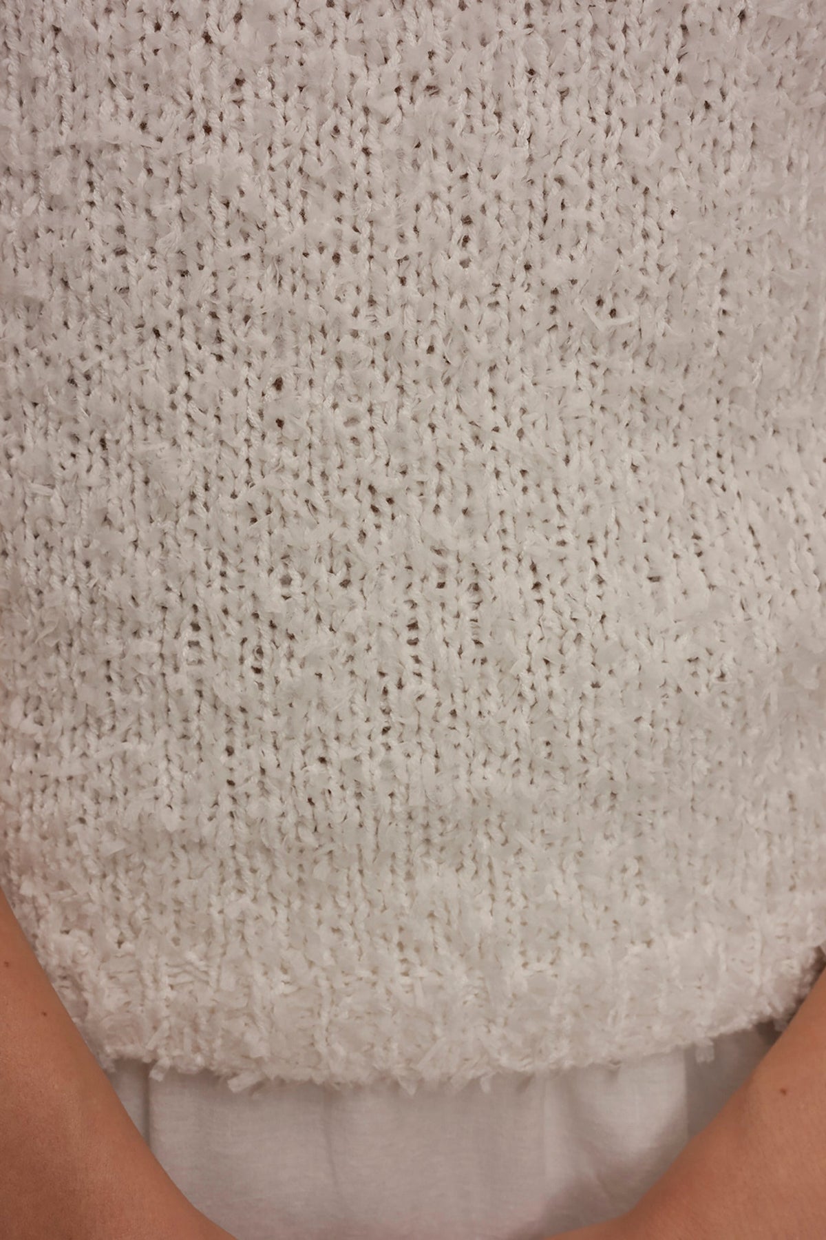 Donna Karan SLEEVELESS HALTER SWEATER TANK