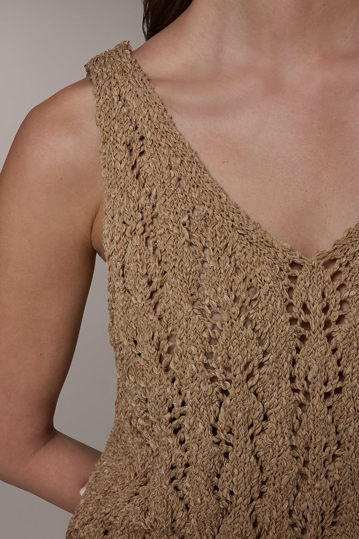 Donna Karan SLEEVELESS SWEATER TANK