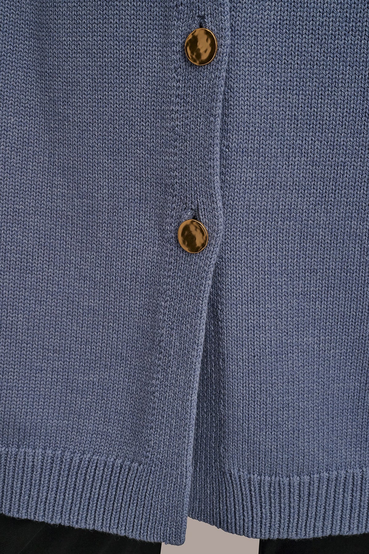 Donna Karan BUTTON-FRONT SWEATER CAPELET