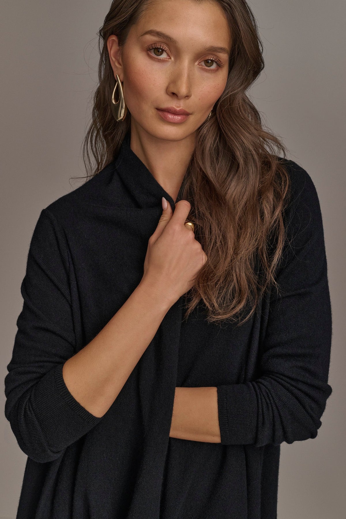 Donna Karan CASHMERE LONG SLEEVE CARDIGAN