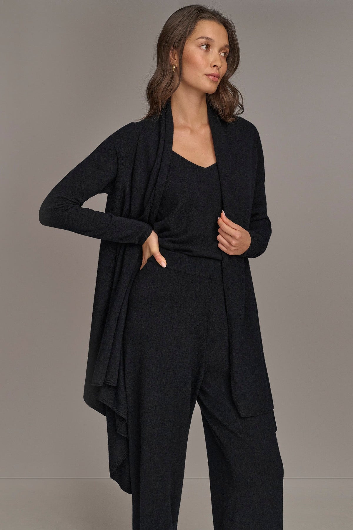 Donna Karan CASHMERE LONG SLEEVE CARDIGAN