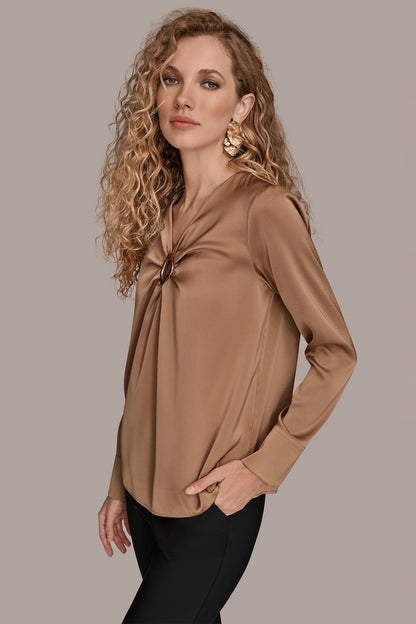 Donna Karan LONG SLEEVE RING V-NECK BLOUSE