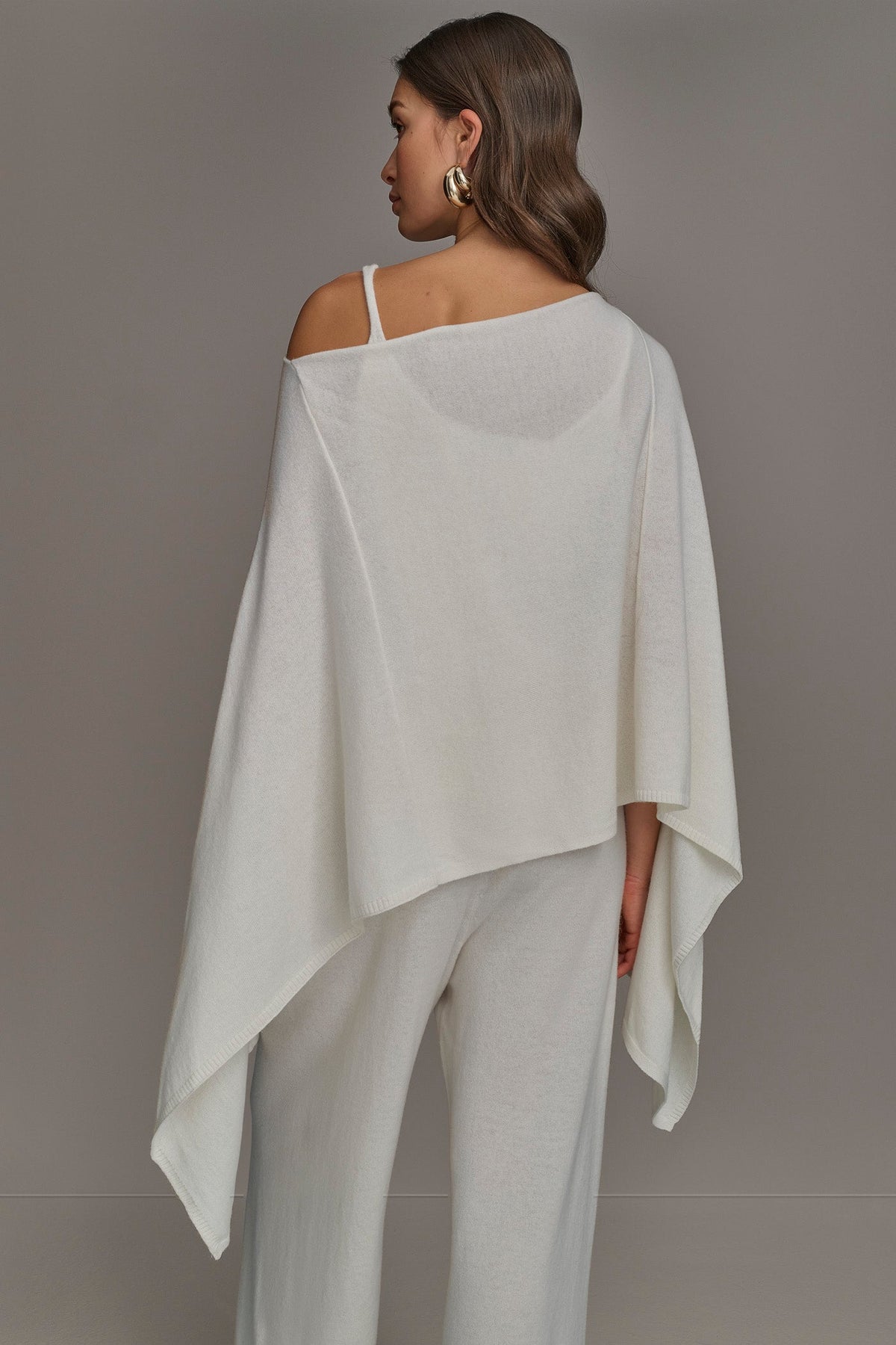 Donna Karan CASHMERE PONCHO