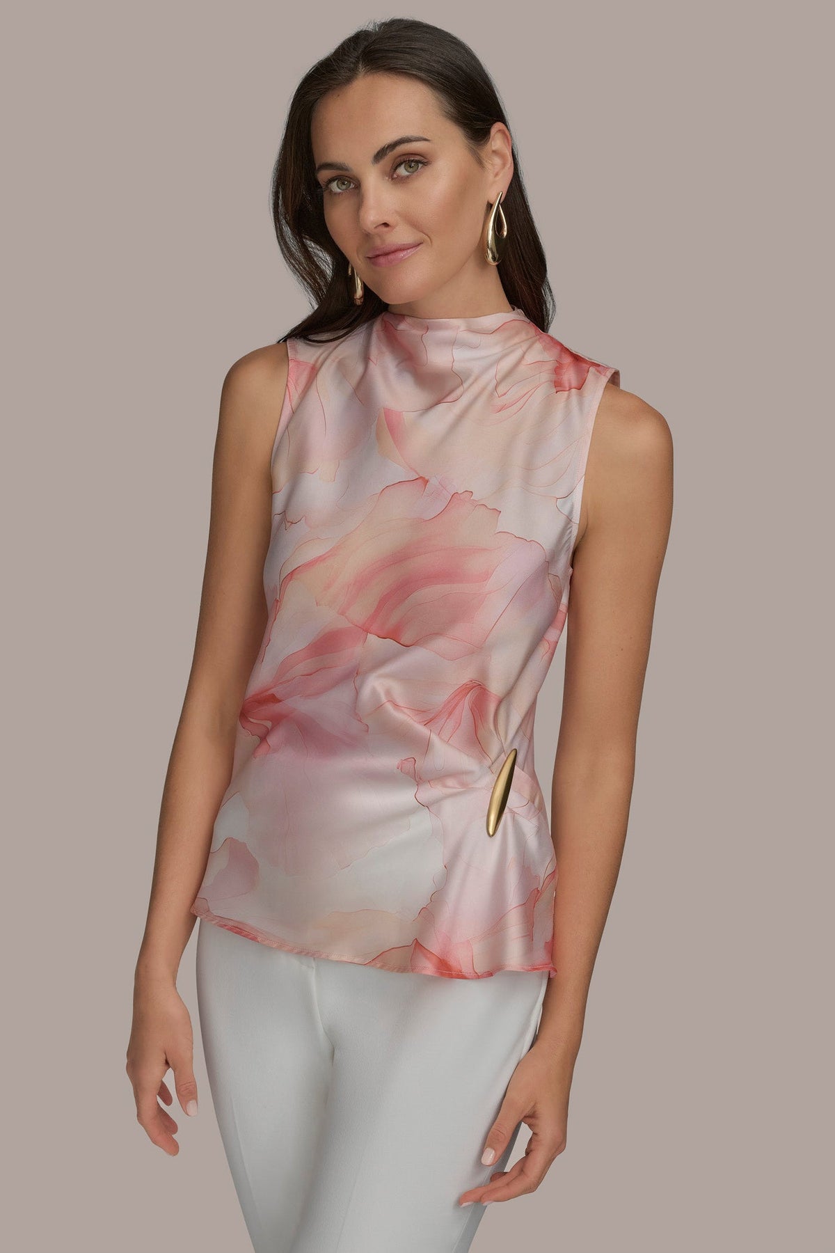 Donna Karan PART SLEEVELESS WITH HARDWARE WAIST