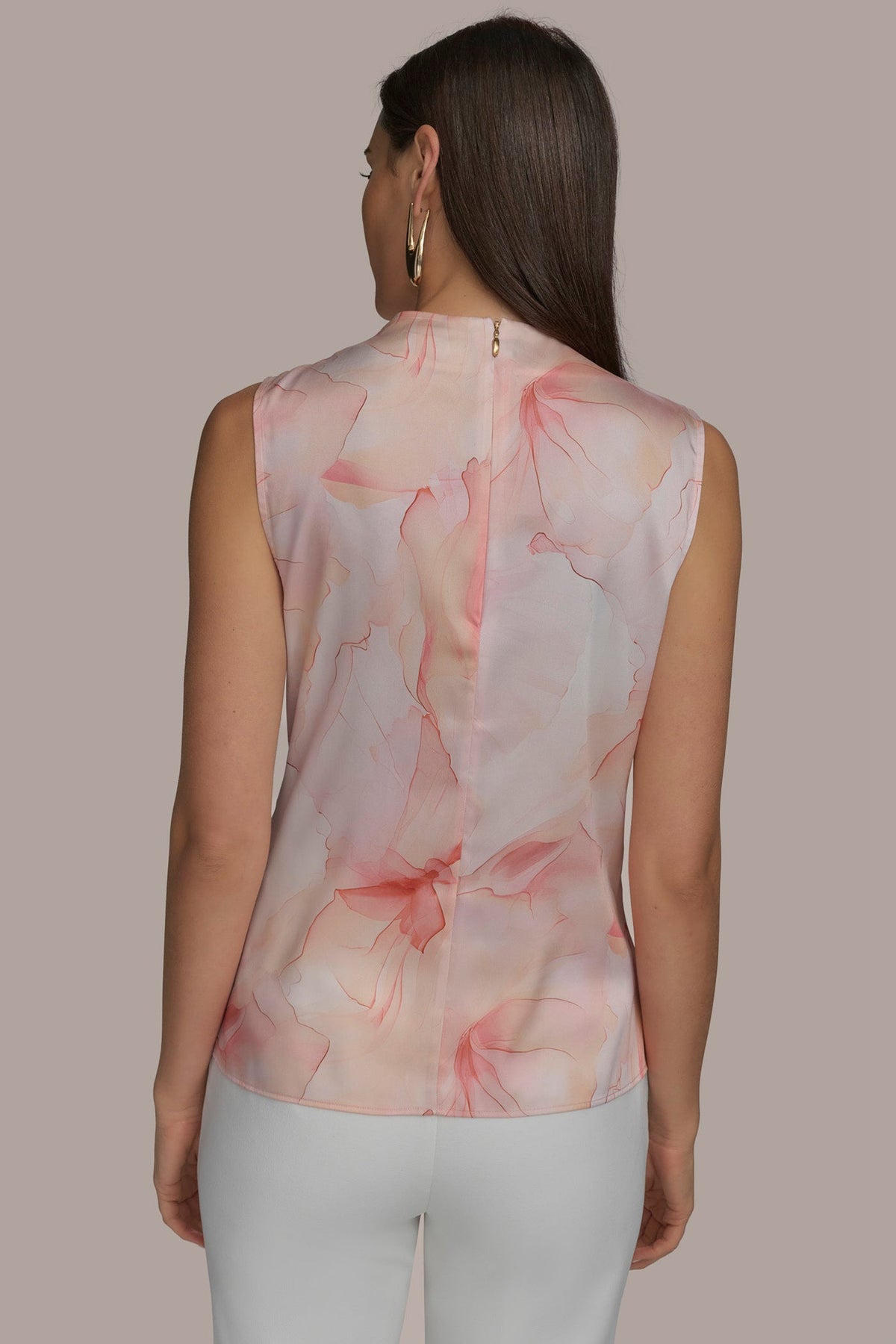 Donna Karan PART SLEEVELESS WITH HARDWARE WAIST