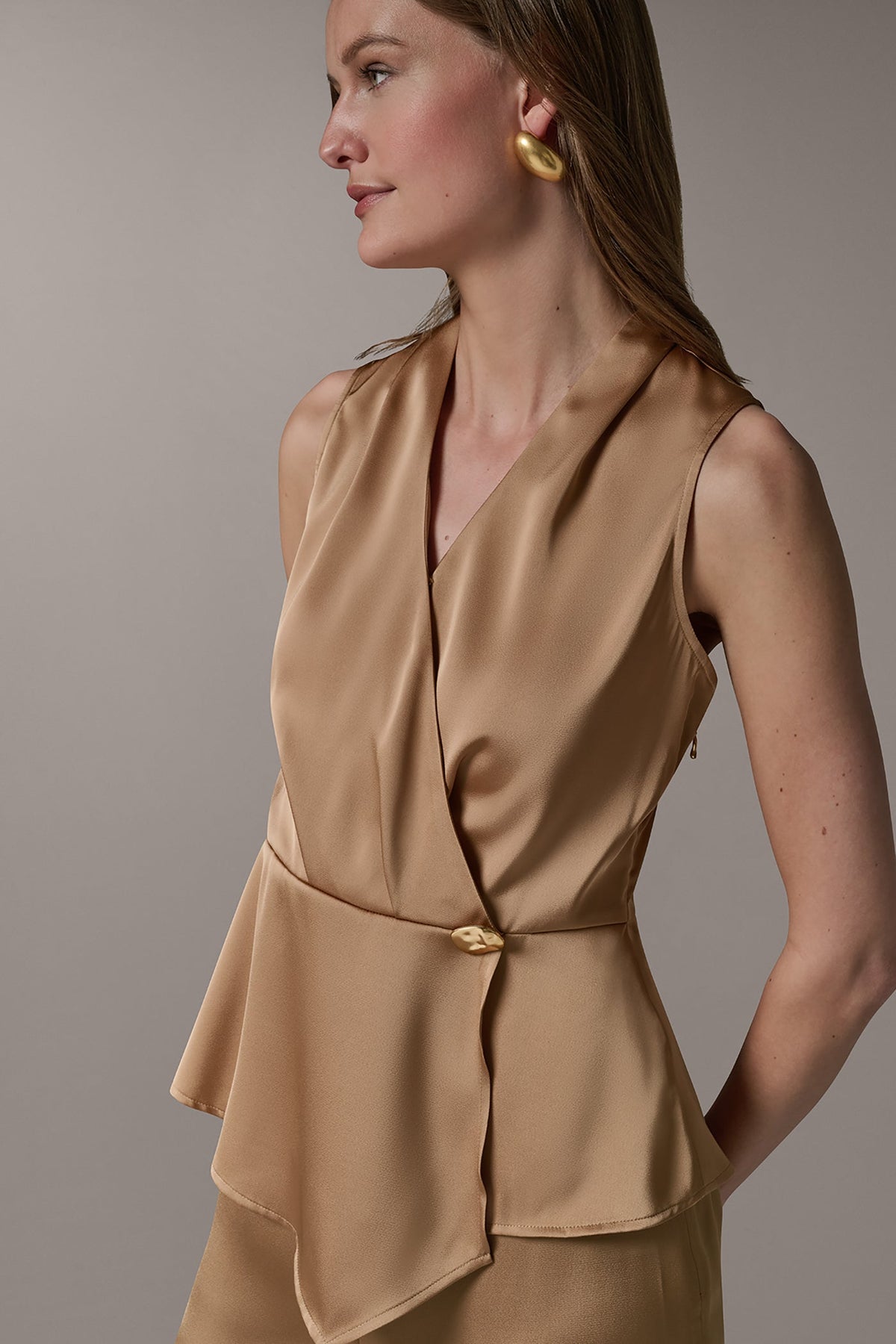 Donna Karan SLEEVELESS WRAP-EFFECT ASYMMETRIC PEPLUM BLOUSE