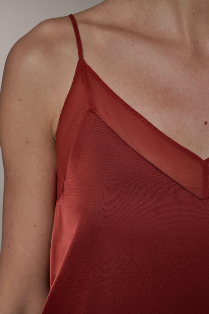 Donna Karan SLEEVELESS V-NECK CAMI