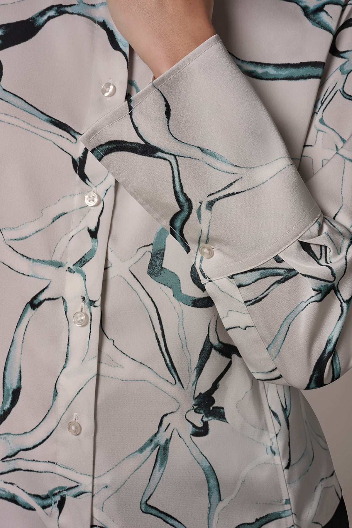 Donna Karan PRINTED BLOUSE