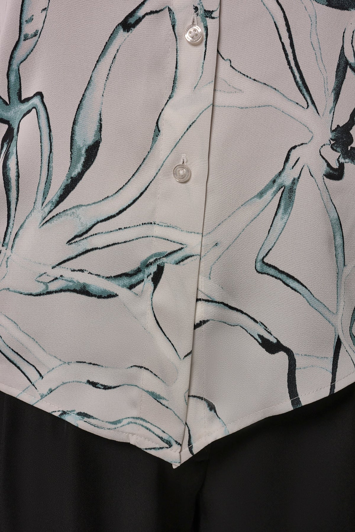 Donna Karan PRINTED BLOUSE