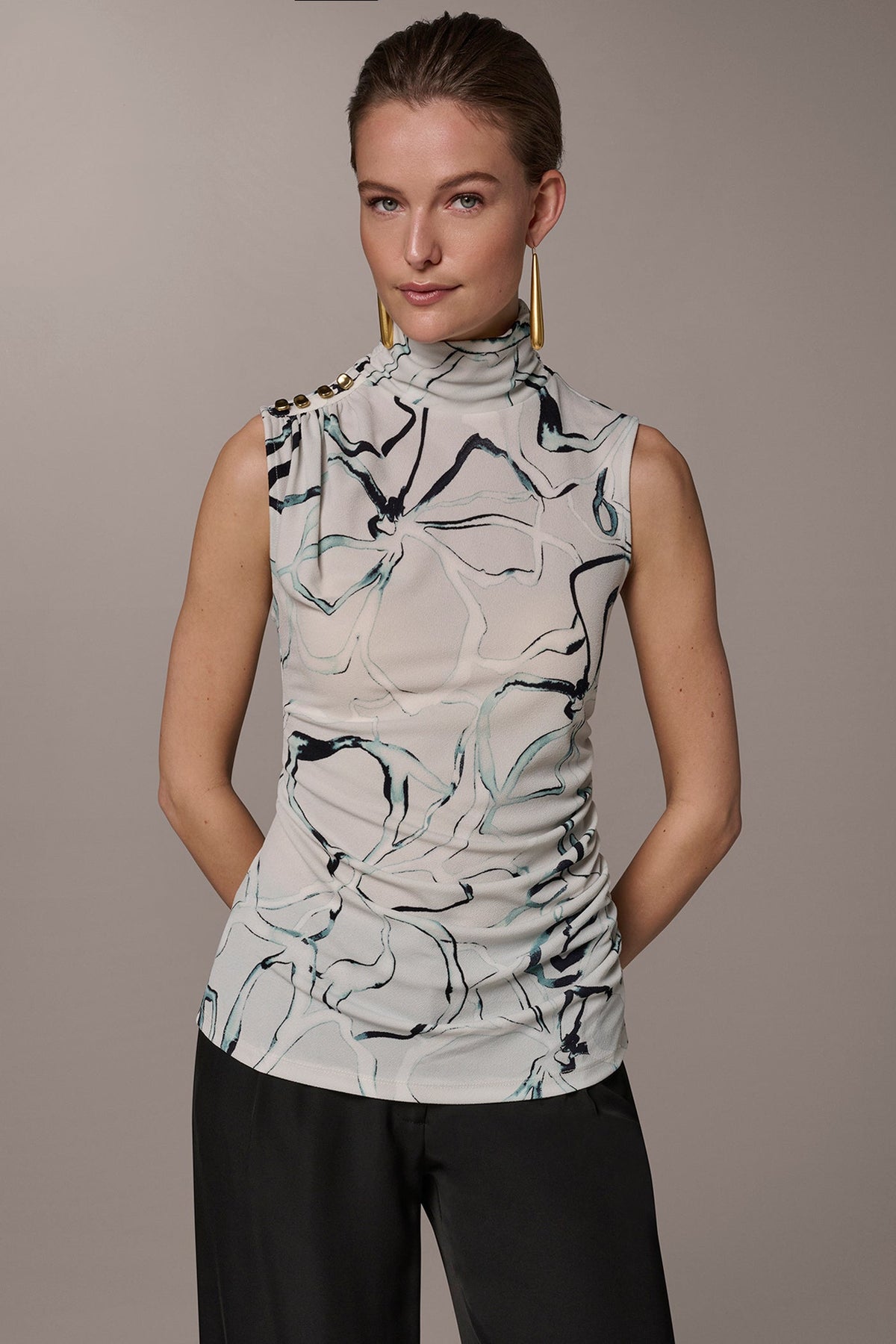 Donna Karan BUTTON SHOULDER BLOUSE