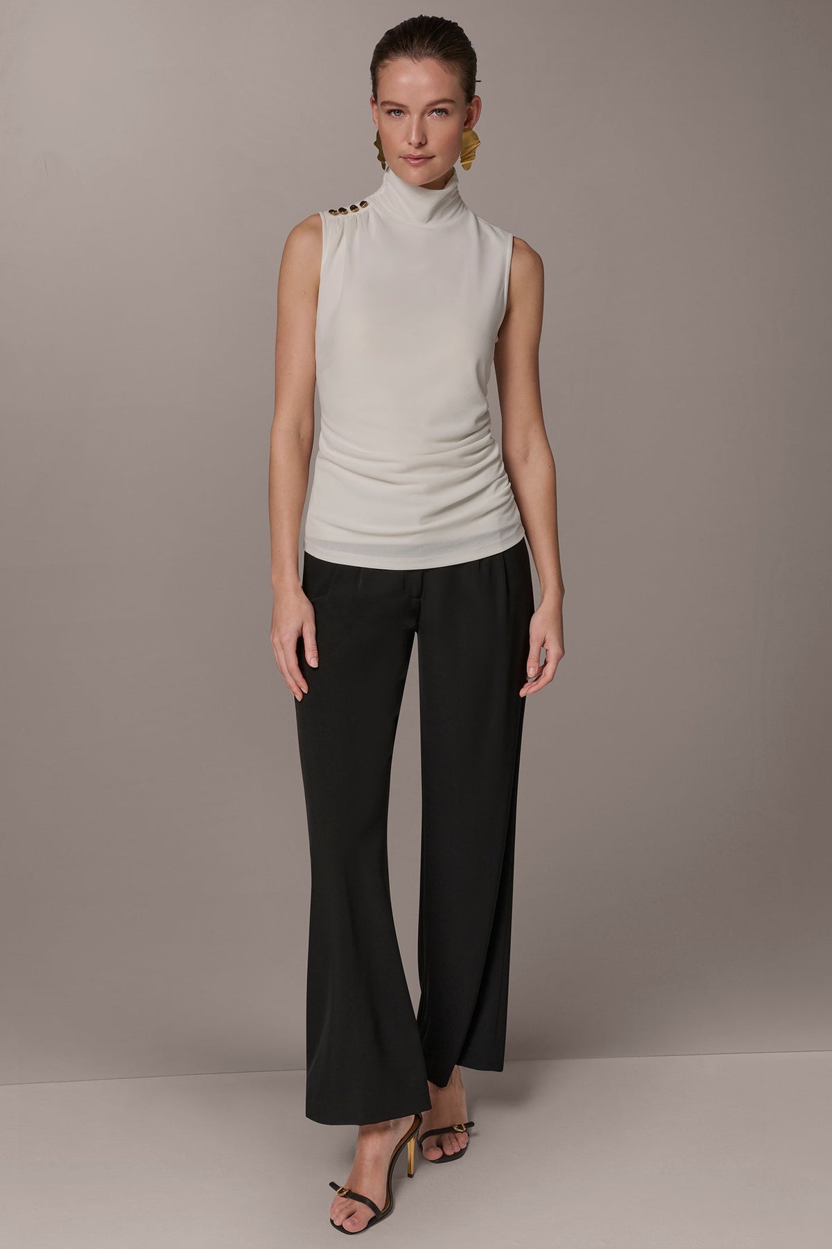 Donna Karan BUTTON SHOULDER BLOUSE