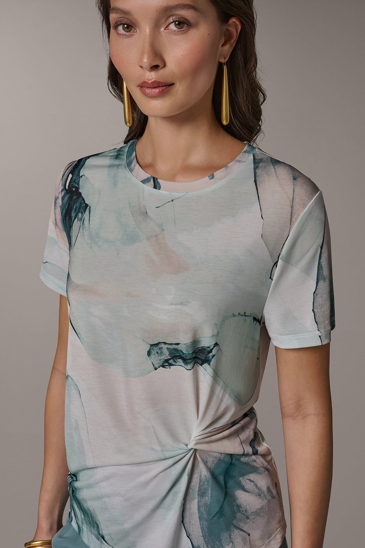 Donna Karan SHORT-SLEEVE FLORAL SHIRT