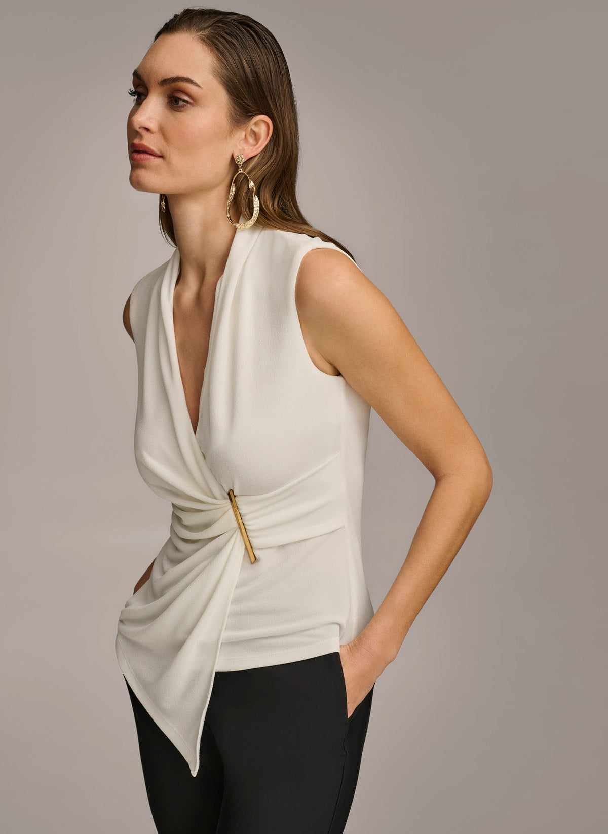 Donna Karan V NECK WITH HARDWARE AND RUCHED DETAIL