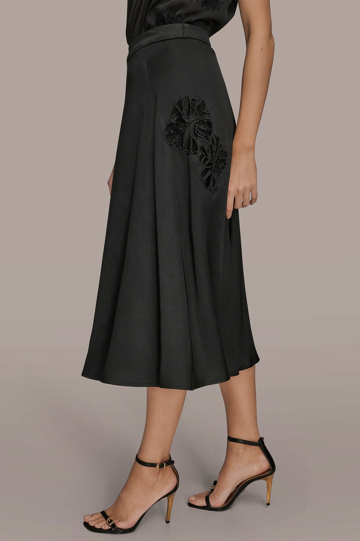 Donna Karan FLORAL-SEQUINED SATIN MIDI SKIRT