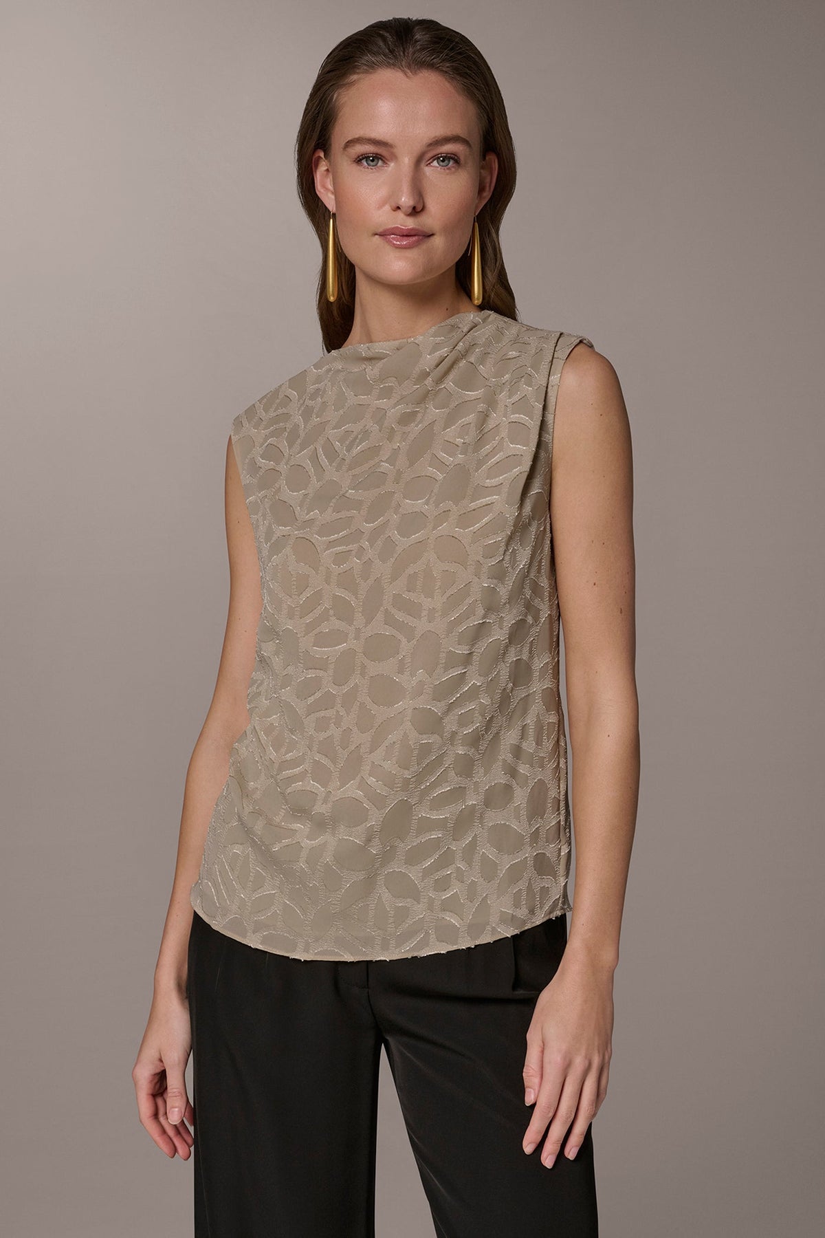 Donna Karan JACQUARD HIGH MOCK NECK BLOUSE
