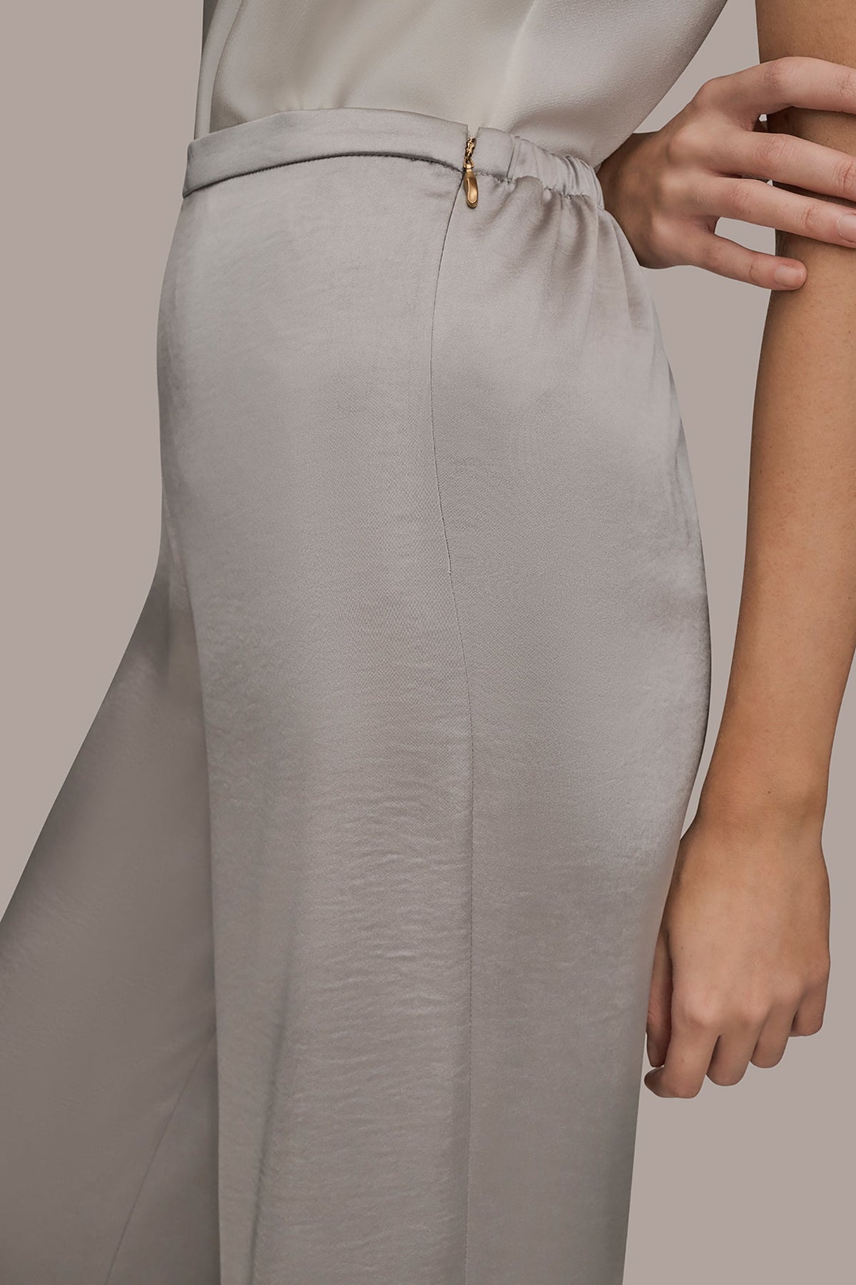 Donna Karan EXTRA HIGH-RISE SATIN PULL-ON PANT