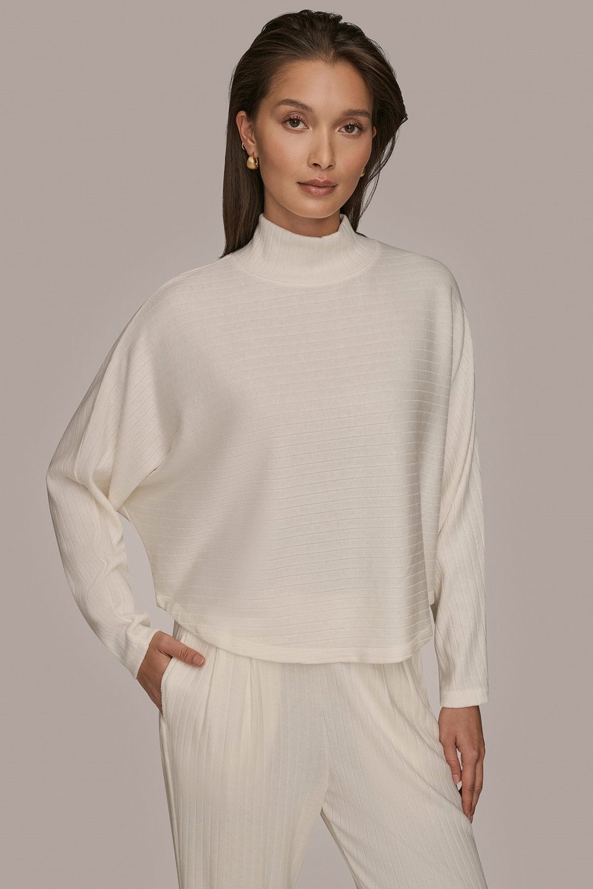 Donna Karan MOCK-NECK TOP